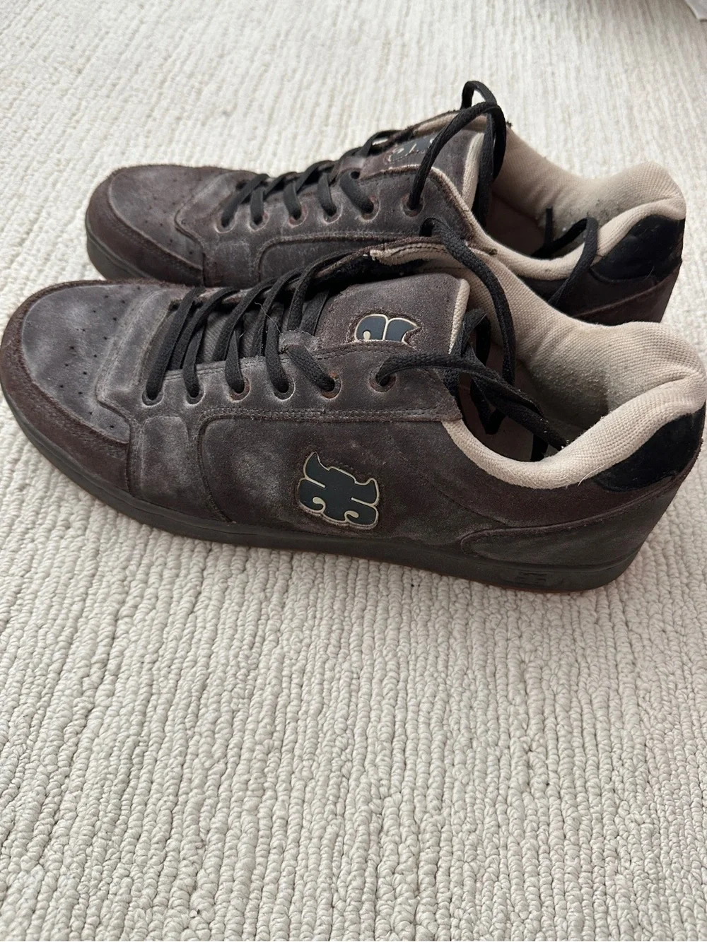 ipath Brown Suede Skate Sneakers